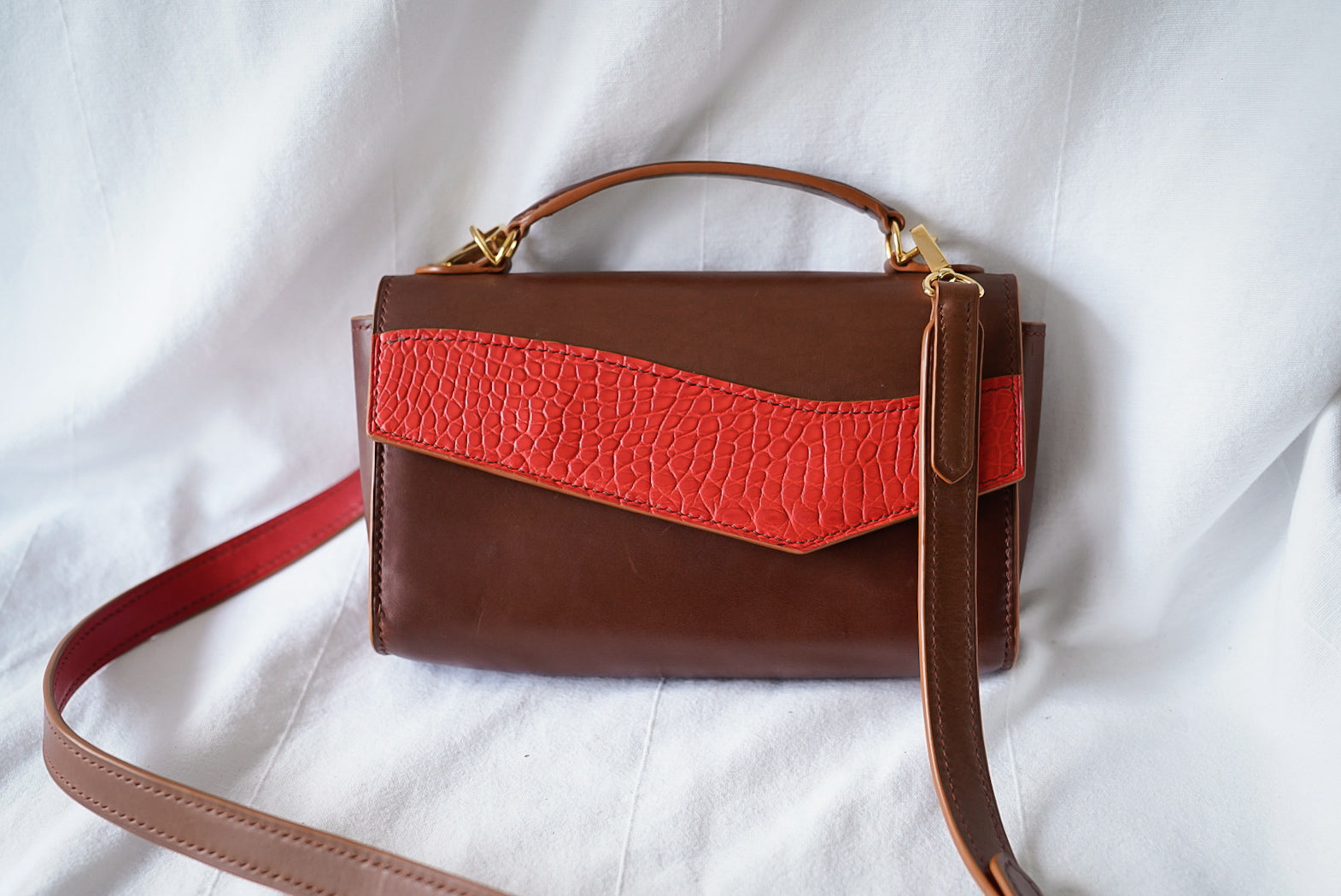 Bae Crossbody #003