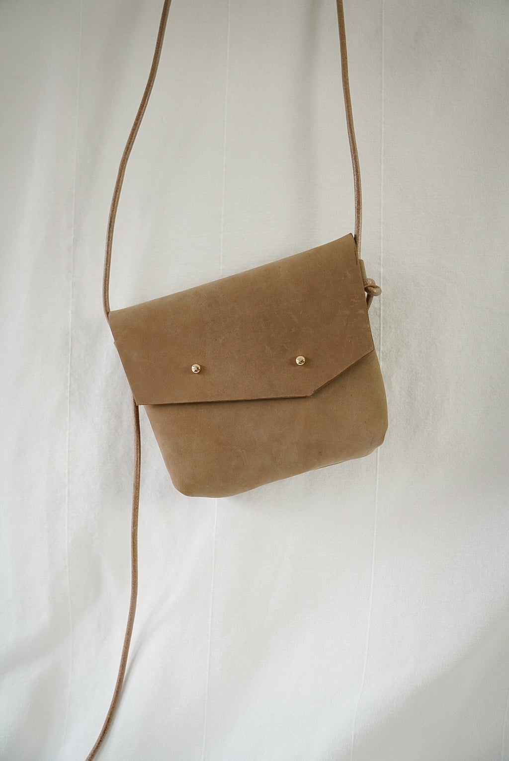 Filly Crossbody ~ Tan Nubuck