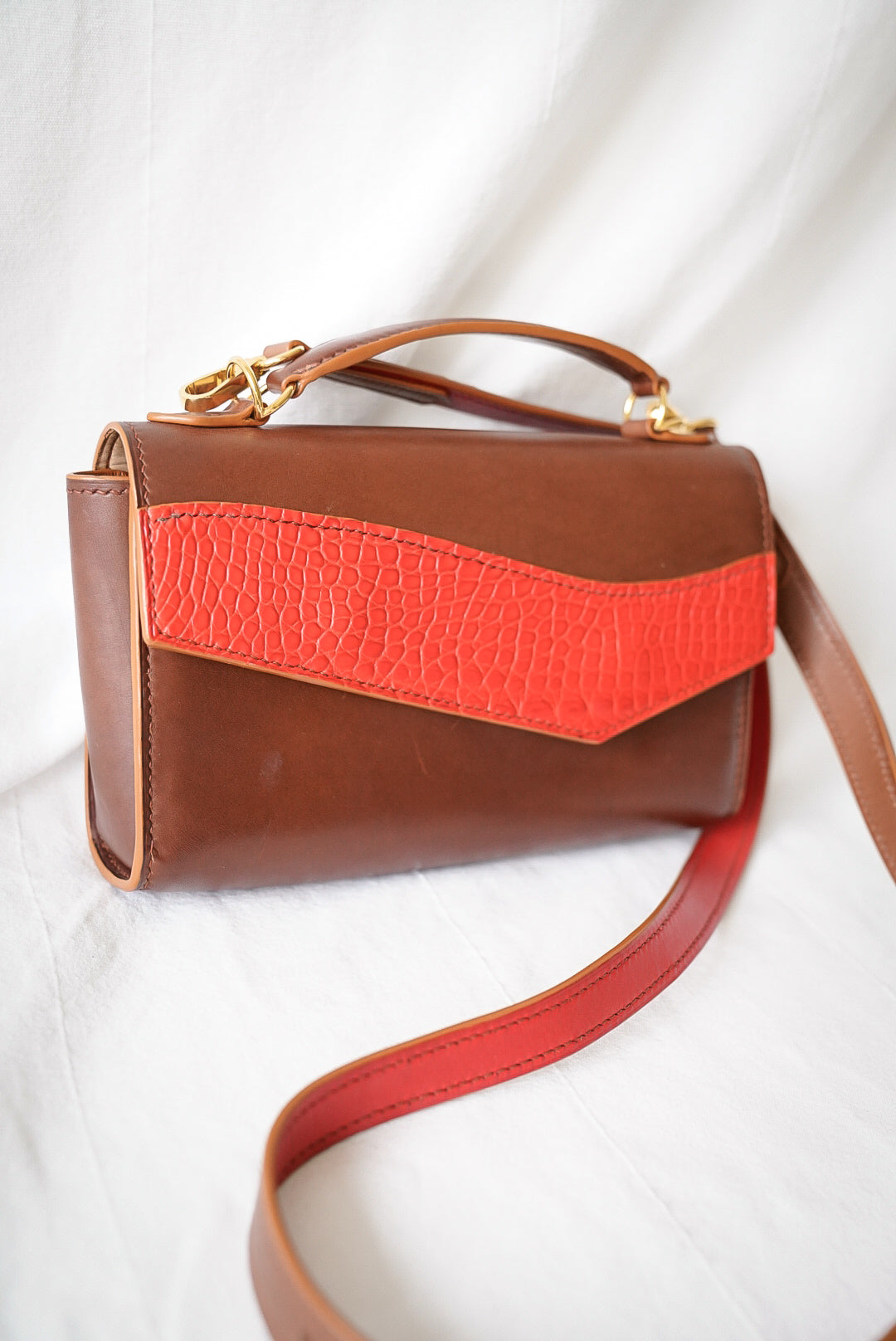Bae Crossbody #003