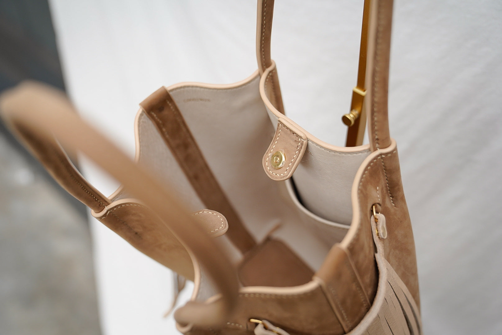 Pinch Tote C00021025