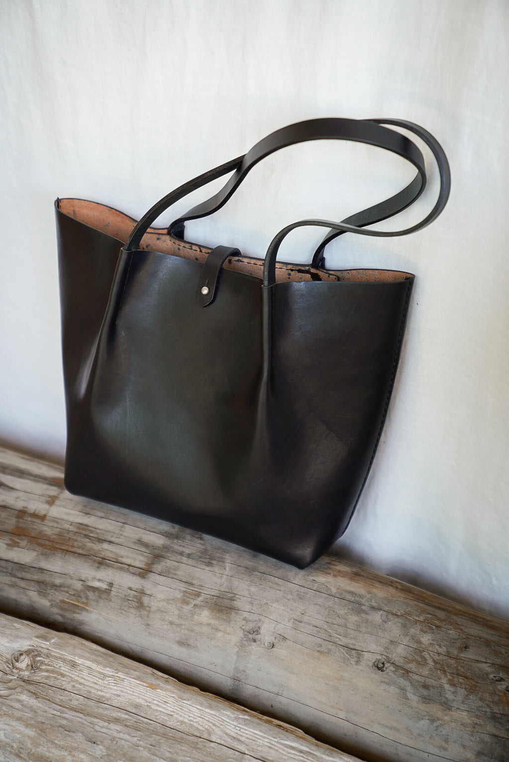 Close Friends Tote ~ Sm W&C Black Skirting Leather