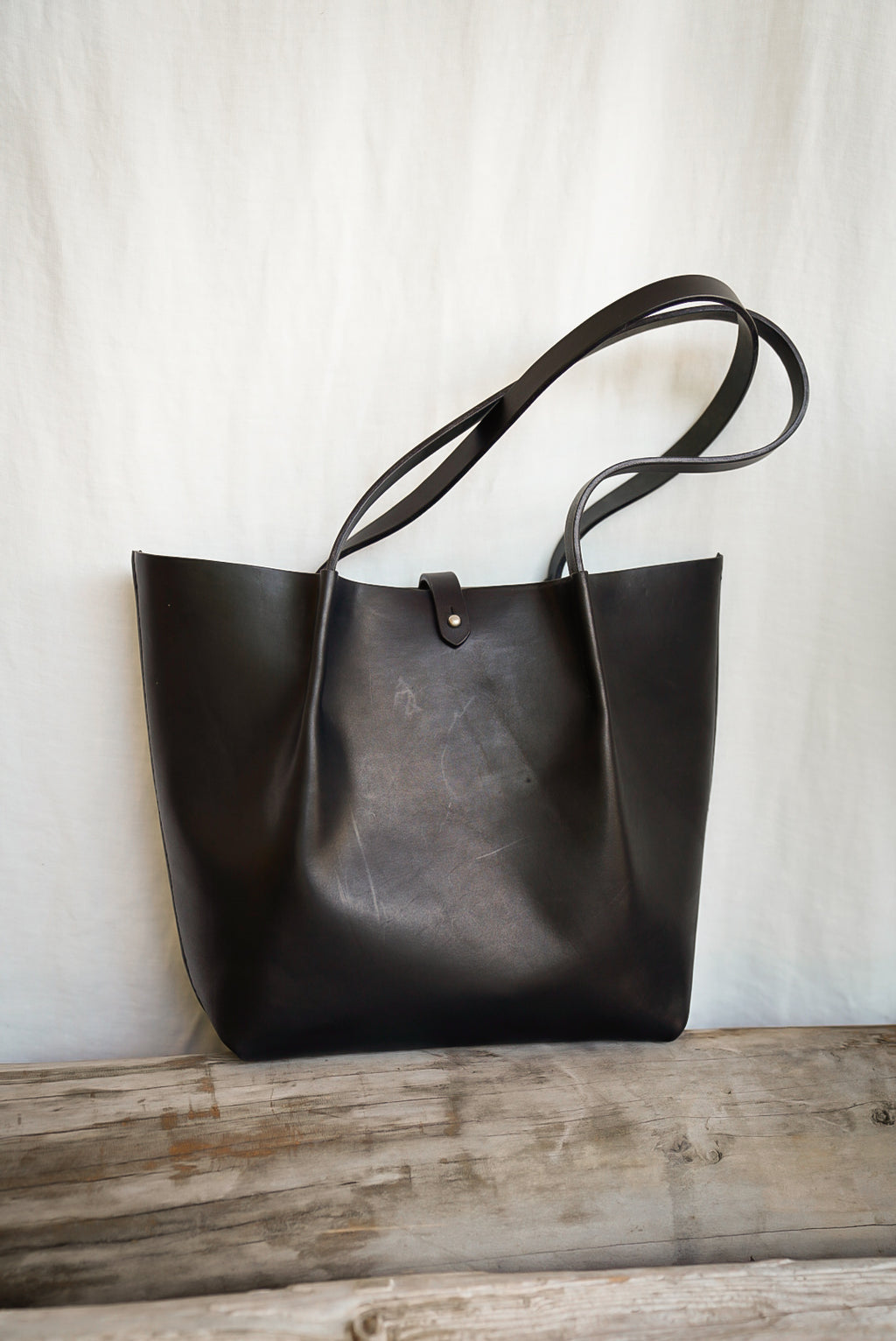 Close Friends Tote ~ Sm W&C Black Skirting Leather