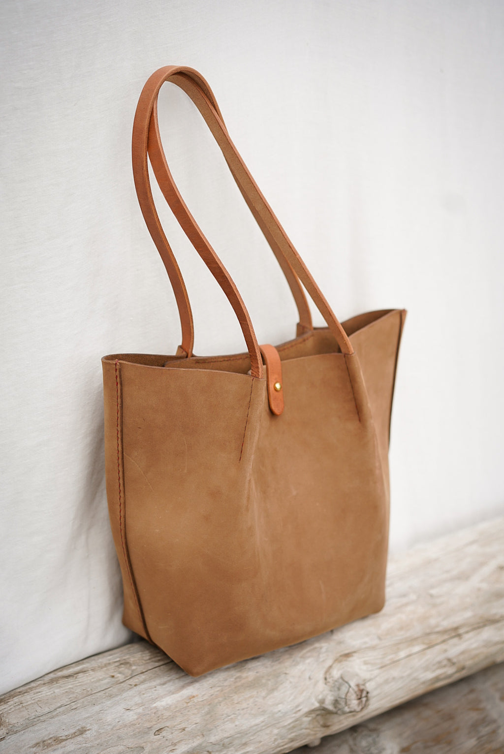 Close Friends Tote ~ Sm Nubuck Tan