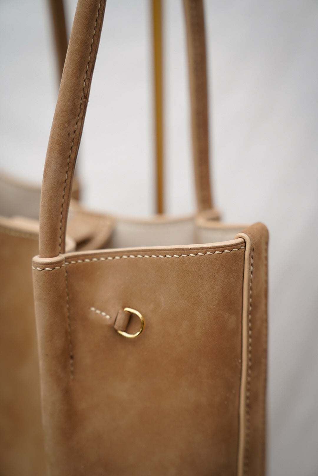 Pinch Tote C00021025